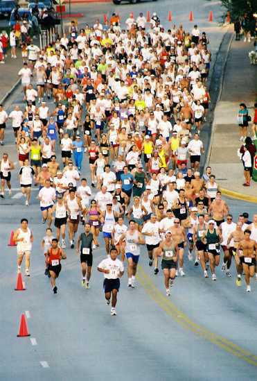 Start of the 2002 Huntsville Half Marathon & 5K Run/Walk